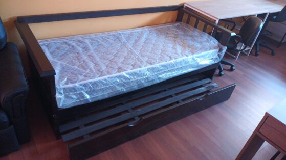 Sofa "Divan Cama Novo". Sofa de 2 cuerpos, doble cama de 1 plaza, de Color Living.
