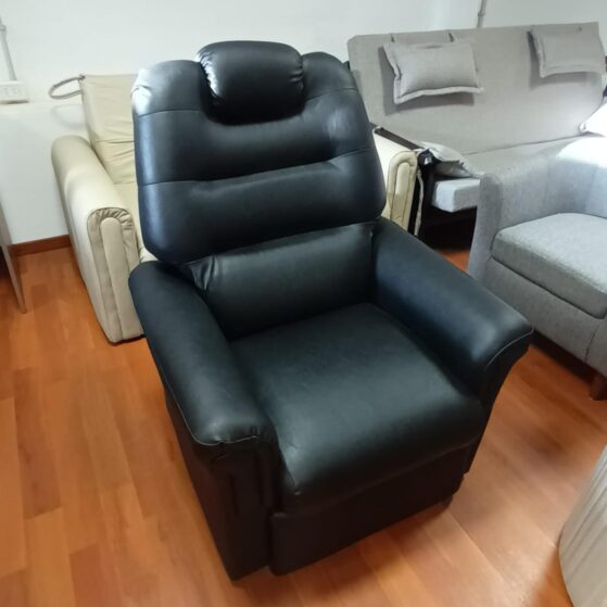 Poltrona reclinable "Diva". Sofa cama de 1 cuerpo, de Color Living.
