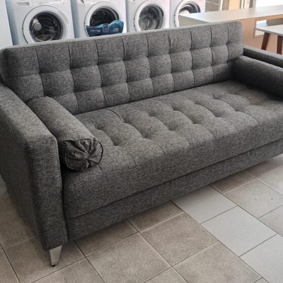 Sofa de 3 cuerpos modelo "Estocolmo G3", de Color Living