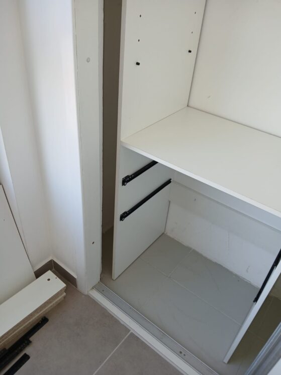 Interior de placard extensible de 165 a 225 cm. Ideal departamentos nuevos o para renovaciones. - Imagen 5
