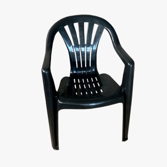 Sillón plástico "SP25", color blanco o negro. Con apoyabrazos.
