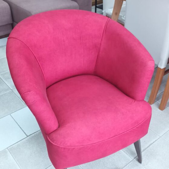 Sillón Poltrona «BRISTOL» sin capitoné. De Living Colon.
