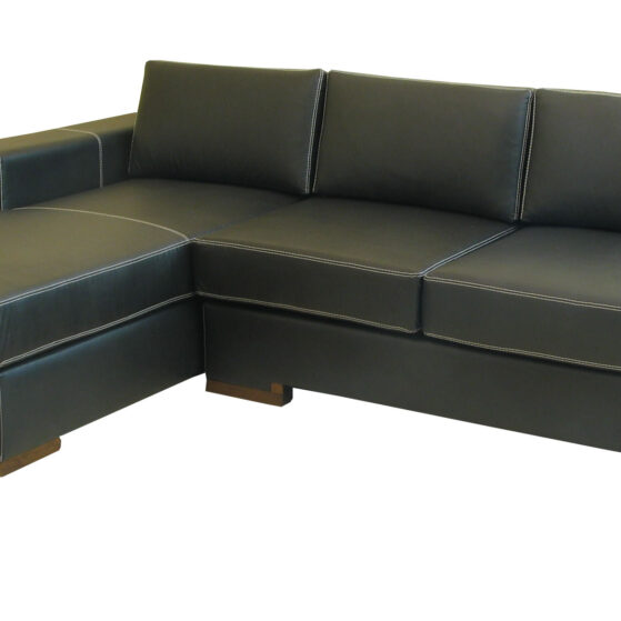 Sofa de 3 cuerpos en L. Modelo "Orion Chaise long G2", de Color Living.