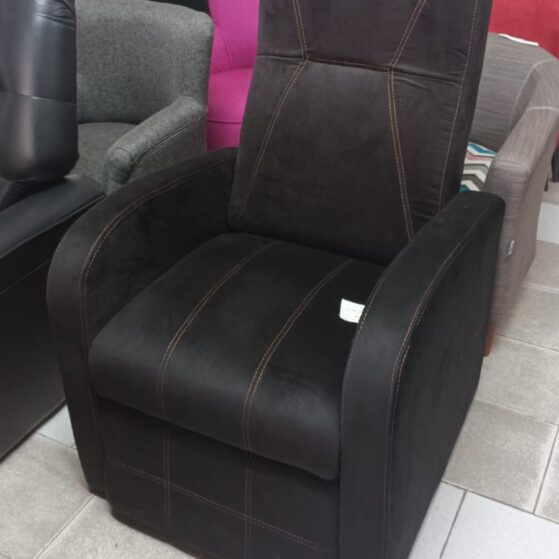 Poltrona «SERENA G2 ». Línea de sofa de Color Living