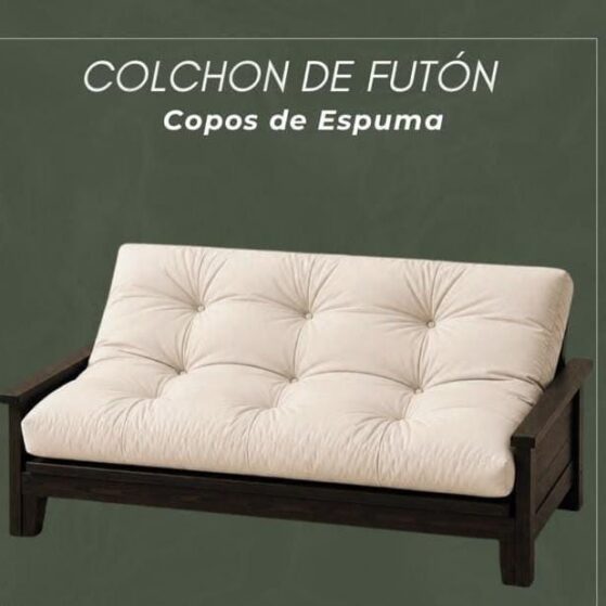 Colchón para Futón de copos de espuma con tela chenille o cuerina, medidas 1,20 x 1,90 mt.